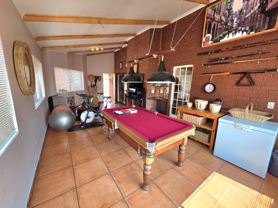 4 Bedroom Property for Sale in La Provance Free State